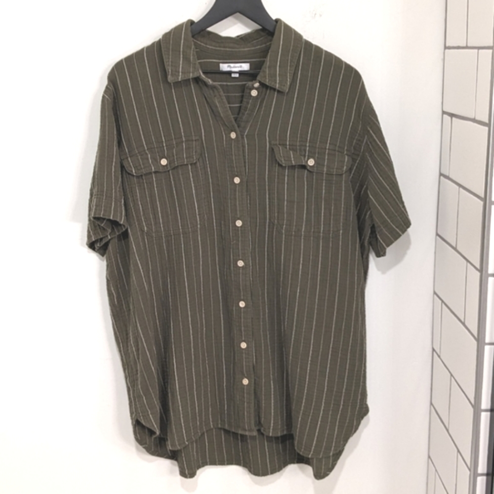 Madewell 2022 Lightspun Short-Sleeve Flap Pocket Button Up Shirt in Green Stripe